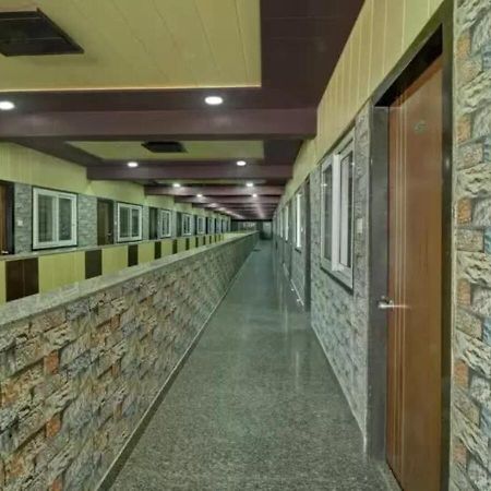 Hotel Santoshi Hometel Raichur 外观 照片