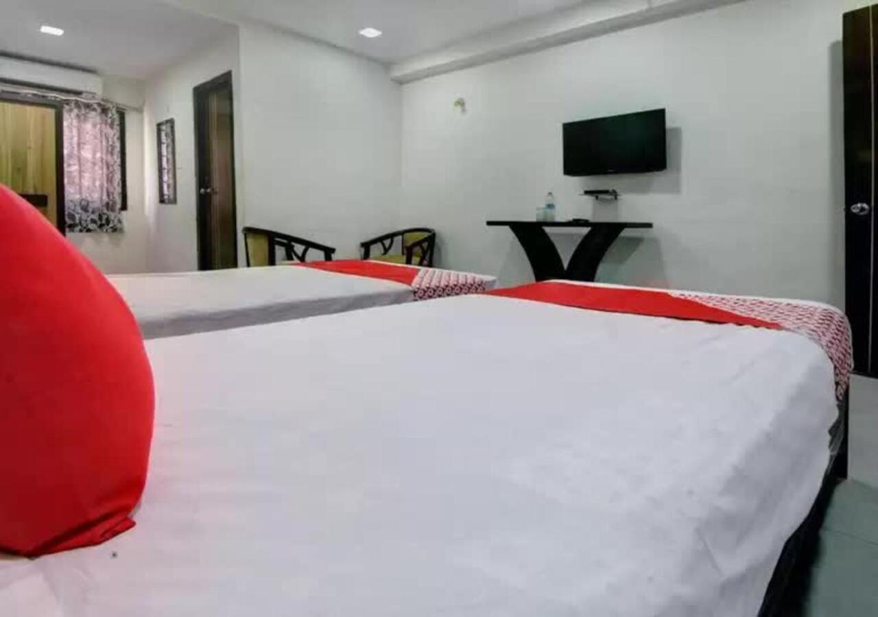 Hotel Santoshi Hometel Raichur 外观 照片